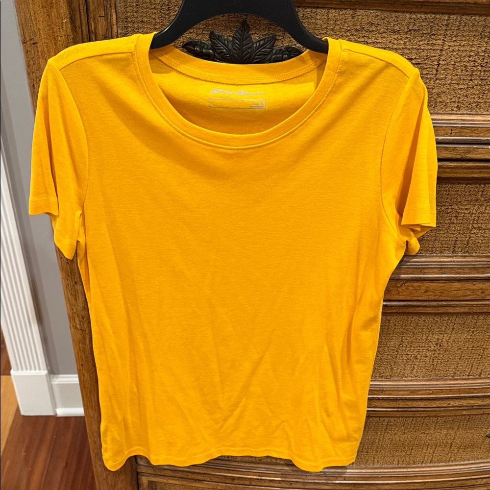 Eddie Bauer Women’s Vibrant Yellow Short Sleeve Tee